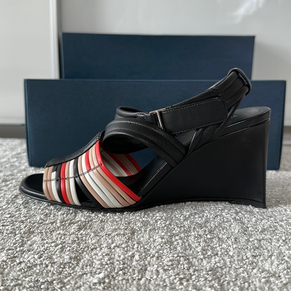Vía SPiGA all leather wedge sandal, size 8, Black/multicolor